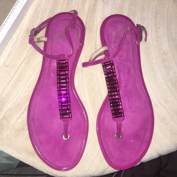 Brian B Atwood suede fuchsia sandals flats - Picture 2 of 4